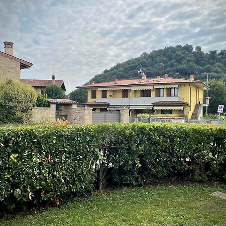 Casa Montorfano Erbuscoアパートメント エクステリア 写真