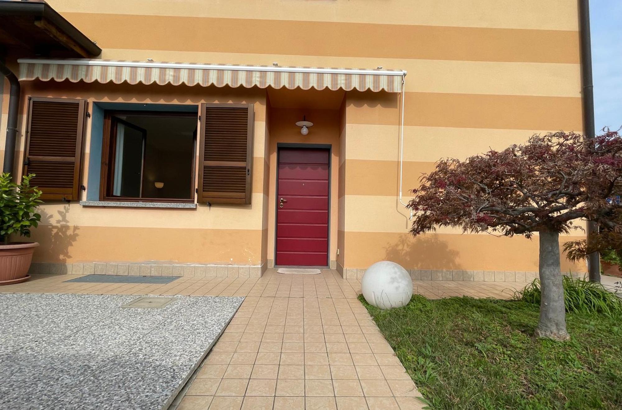 Casa Montorfano Erbuscoアパートメント エクステリア 写真